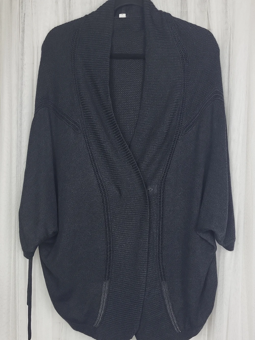 Lululemon Breeze Easy Wrap Sweater.  Size‎